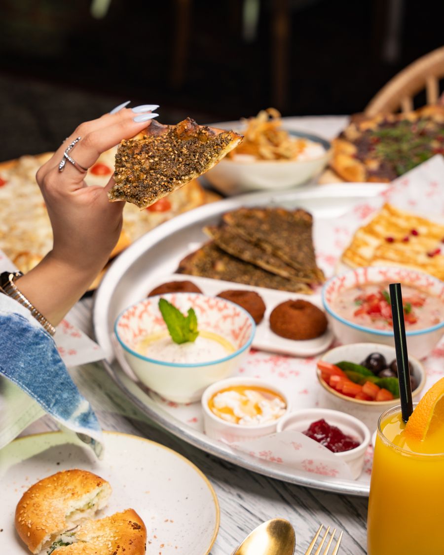 L'Étage Dinner Club — Cuisine de partage